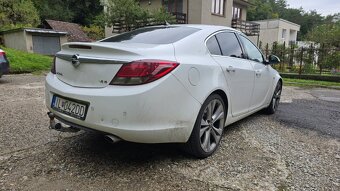 Opel Insignia 2.8 Turbo 4x4 - 5