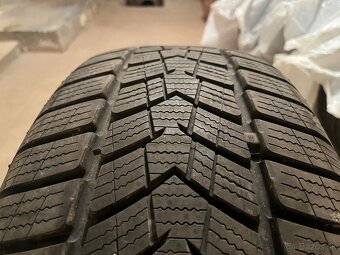 Zimné pneu 215/55 r17 - 5