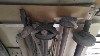 Starý tkací stroj - súčiastky - 5