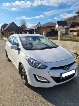 HYUNDAI i30 combi, 1,6 CRDi, 81 kW, r. 2014 - 5