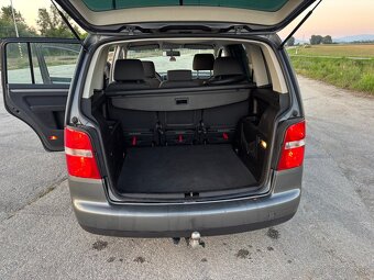 Volkswagen Touran 2.0 TDI - 5