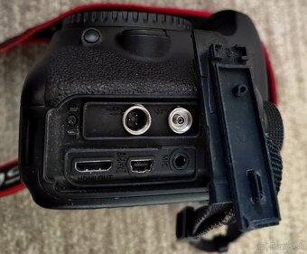 Canon EOS 7D - 5