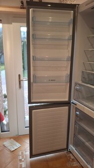 Chladnička s mrazničkou Bosch - 5