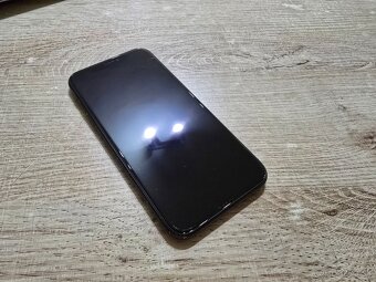 Iphone XR 64gb plnefunkcny ma len bezne znamky pouzivania al - 5