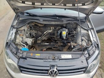 Rozpredám VW Polo Cross 1.2 Tsi 77kw - 5