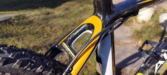 Karbónový horský bicykel veľkosť M - 5