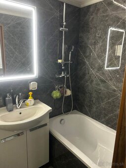 Predam specialny karavan -naves za ktorym sa da tahat dalsi - 5