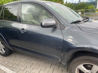 Toyota RAV4 2.2 D-CAT - 5