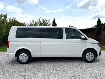 Volkswagen Caravelle 2.0 TDI DSG Comfortline Long 2023 - 5