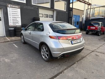 Honda Civic 2.2 iCTDI - 5
