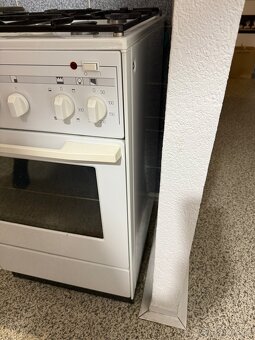 Predam sporak Mora - 5