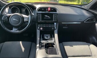 Jaguár F-pace 3.0d r.v. 2017, 149 xxx km - 5