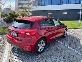 Ford Focus | 33 000 km | 1. majiteľ | V záruke - 5