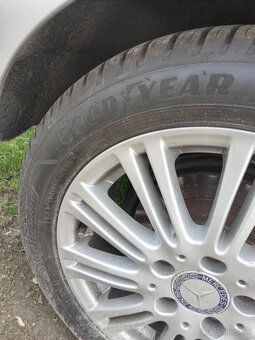 Mercedes A 180 - 5