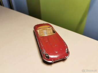 Corgi toys Jaguar E type - 5