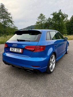 Audi RS3 2.5 TFSI QUATTRO - 5