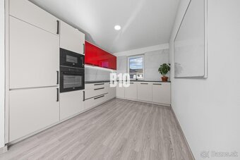 RODINNÝ 4 IZBOVÝ BUNGALOV VO HVIEZDOSLAVOVE - 5