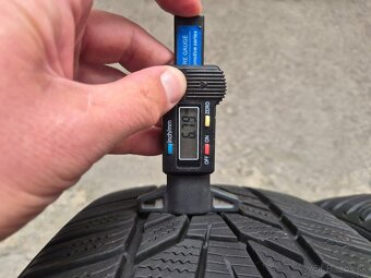 205/55 r19 zimné 4 ks HANKOOK dezén 7,2-6,8 mm - 5