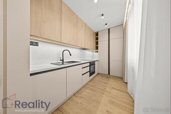 Kompletne zrekonštruovaný 3-izbový byt v DS na predaj - 5