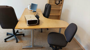 Kvalitný veľký rohový kancelársky stôl s veľkou komodou - 5