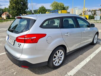 Predám Ford Focus Combi 1.5 TDCi 88Kw 120k M6 r.v. 1/2016 vo - 5