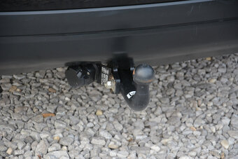 Mitsubishi Outlander 2.2 SR. voz, 7miestne 4x4 - 5