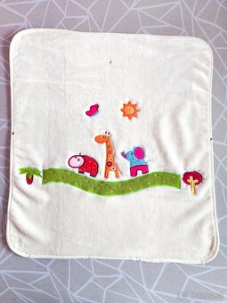 Detská postieľka,mantinel,perina,vánkus,obliecky,fusak, deky - 5