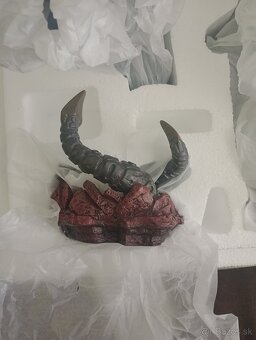 Predám sošku Iron studios Martian manhunter - 5