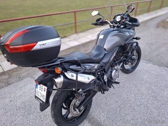 Suzuki V-Strom DL650 - 5