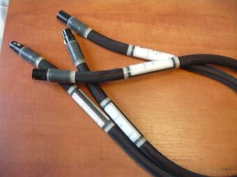 CDp ELECTROCOMPANIET , ,Purist Audio Design kábel 1m XLR - 5