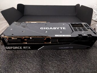GIGABYTE GeForce RTX 3070 GAMING OC 8G - 5