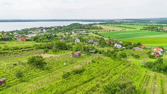 Vinica, dobrý prístup a pekné výhľady - 5