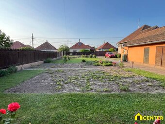 REZERVOVANÝ 4 izbový rodinný dom s garážou, Zlatná na Ostrov - 5