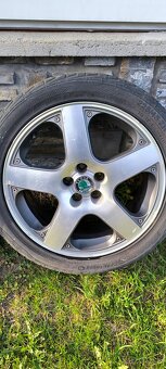 Elektróny VW R17 - 5