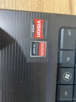 Asus X53U - 5