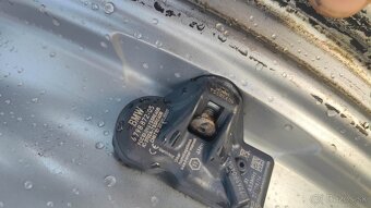 5x120 R18 BMW f11 originálne elektróny (dvojrozmer) - 5