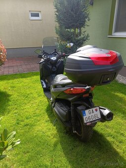 Yamaha X-Max 400 - 5