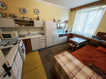 Veľkometrážny 2-IZB.  BYT, 69 m2,  Baťov dom, Partizánske - 5