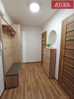 PRENÁJOM Krásny kompletne zrekonštruovaný 2 izbový byt Jilem - 5