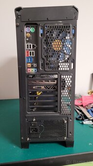 Predam PC s AMD FX-8320 s Sapphire Radeon RX 580 NITRO+ 8GB - 5