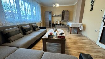 REZERVOVANÉ: Rodinný dom s veľkou dielňou - Smižany - 5