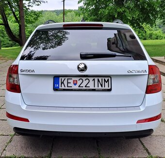 ŠKODA OCTAVIA combi 2.0TDI Elegance - 5