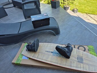 Predam wakeboard+boty - 5