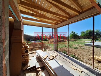 Predáme bungalov 4izbový Košice - Šaca 135m2,tep.čerpadlo,re - 5