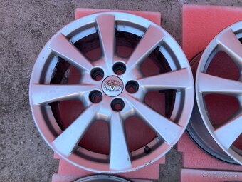 Originál Toyota R17" 5x114,3 - 4ks - 5