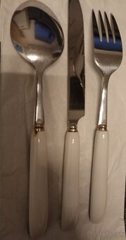 Oblečenie pre chlapca vo veľ. 98-104 + príbor Včielka Maja - 5