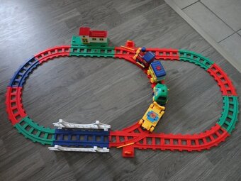 Elektrický VLÁČIK so zvukom - plastový - 5