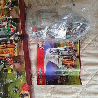 LEGO 4738 Harry z roku 2010 Potter Hagridova chatrč 3. vydan - 5