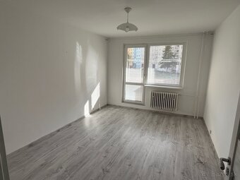 Prenájom 2 izbového bytu Kežmarok sídlisko Juh - 5
