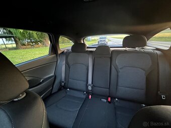 Hyundai i30 CW 1.5i CVVT Play - 5